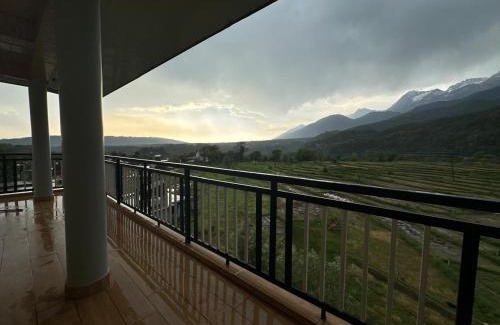 Palampur Apartamento | Dhauladhar Vista