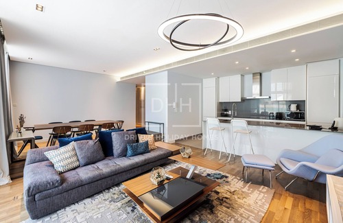 Al Wasl Apartamento | DHH- 2BR Burj Khalifa View City Walk B22