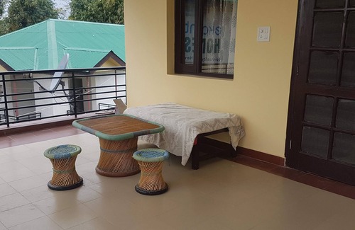 Palampur Casa | SUITE DHOULADHAR EN HOGARES EKAANT
