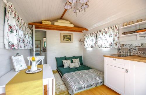 Lovasbereny Apartamento | Dióliget - Csendes Rejtek Lombház