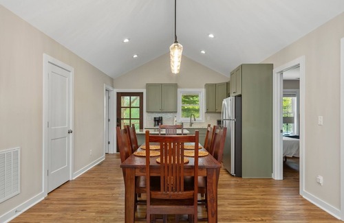 Penrose Casa | Dialed Inn in Hendersonville | 3 Bed, 2 Bath