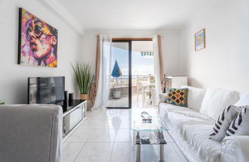 Los Cristianos Apartamento | Diamante Azul - Pool & Sea View, Heated Pool
