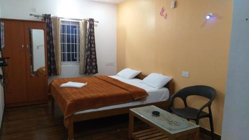 Ooty Cama Y Desayuno | diamond hill view cottage