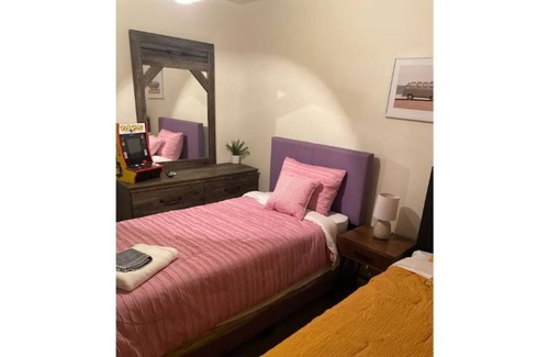 Gary Casa | Diamond in the Rough – Home Away From Home