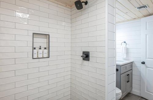 Friendsville Casa | Diamond On The Ridge
