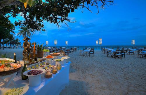 Athuruga Island Complejo | Diamonds Athuruga Maldives Resort & Spa