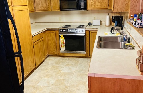 Logan Casa | Dicks Fishing Cabin