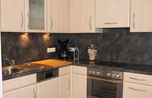 Wittduen Apartamento | Die Ferienwohnung Therese 2 Seeperle im Hochparterre des Hauses ist Eine 2-zimmer-ferienwohnung mit Schlafmöglichkeiten für 2 bis 4 Personen