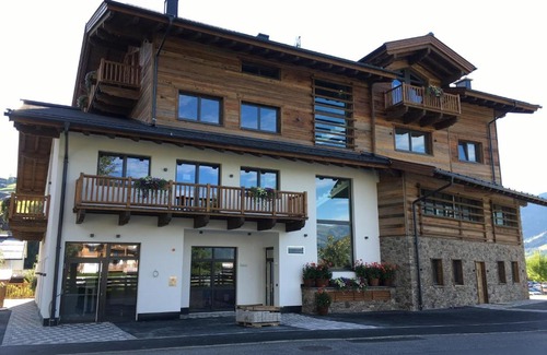 Kaprun Apartamento | die Schneiderei