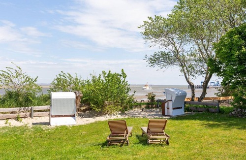 Wittduen Apartamento | Die Wohnung Martha Wurde 2020 Komplett Renoviert und neu Eingerichtet . Sie Haben Einen Wunderschönen Blick in den Gepflegten Garten und auf das Wattenmeer