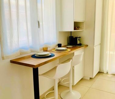 Scoglitti Apartamento | DIECI E modern sea apartment