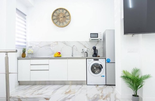 Bailen-Miraflores Apartamento | Diego de vergara 36 bajo 2