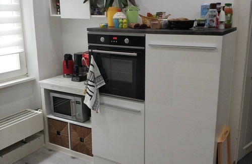 Diez Apartamento | Diez Mitte - habitación privada en un gran edificio antiguo
