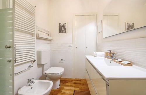 San Donato-San Vitale Apartamento | DiffeRent Home - Parcheggio privato
