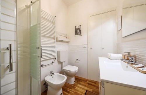 San Donato-San Vitale Apartamento | DiffeRent Home - Parcheggio privato