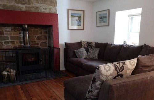 Findhorn Cabaña | Dilkusha cottage within heart of Findhorn village.