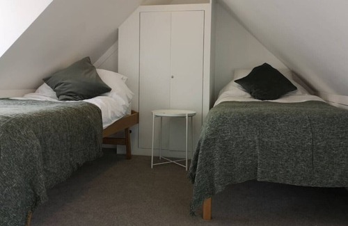 Findhorn Cabaña | Dilkusha cottage within heart of Findhorn village.