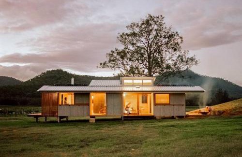 Broke Casa | Dimensions X Farmstay Cabins