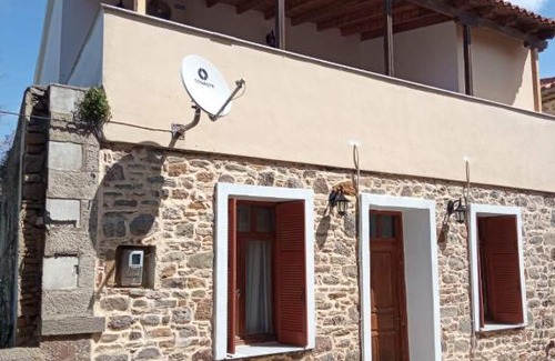 Moudros Casa | Dimitra's home