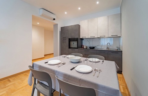 Cuneo Nuova Apartamento | Dimora Bassignano - Dos Habitaciones Piso, Capacidad 5