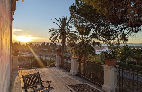 Vittoria Villa | Dimora del Piano-Villa immersed in nature and surrounded by 40 hectares of vineyards