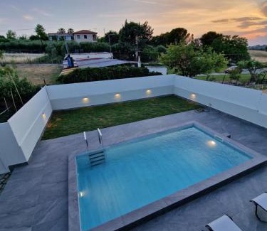 Nea Propontida Casa | Dimosthenis house, private pool & sauna