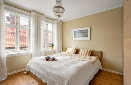 Bergen City Centre Casa | DINBNB Homes l 100 meters from Fløybanen l A rare city experience