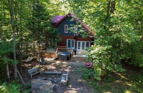 Eagle Lake Chalet De Esquí | "Dingle Run Lodge" at Sir Sam's (hot tub/sauna)