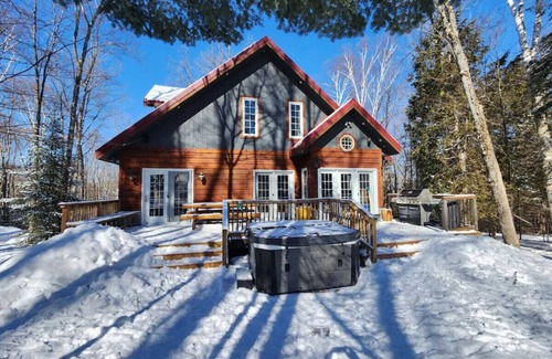 Eagle Lake Chalet De Esquí | "Dingle Run Lodge" at Sir Sam's (hot tub/sauna)