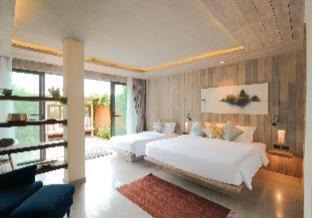 Nanai Road Hotel | Dinso Resort & Villas Phuket, Vignette Collection by IHG