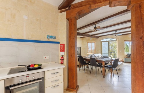 Ta' Għammar Casa | Dionisia Gozitan Villa and Pool Gozo, L-Għasri Gozo, Malta