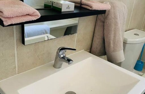 Greater Johannesburg Metropolitan Area Apartamento | Dios Power service apartment