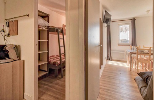 Genos Apartamento | Direct access to the slopes - flat for 4