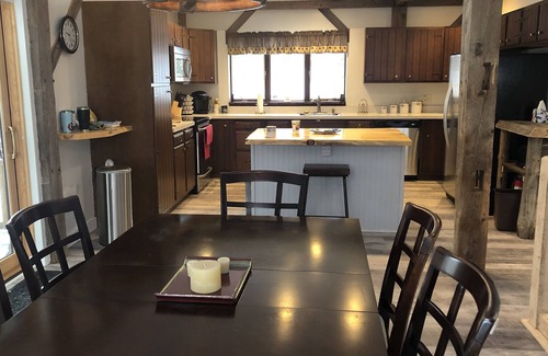 Stark Casa | Direct ATV and Snowmobile access 1 minute to Nash Stream State Forest trails