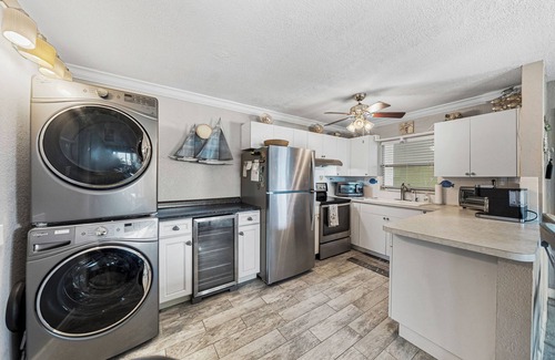 Boca Grande Condominio | Direct Gulf Front - A view from every window.