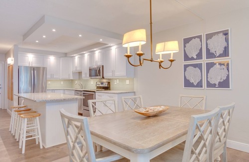 Sanibel Condominio | ¡Frente directo al golfo! Completamente renovado moderno 2 dormitorios!