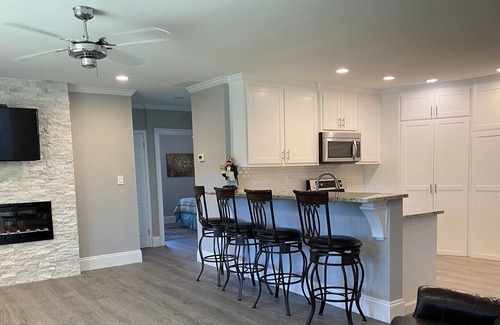 Buford Casa | Direct Lakefront House w/Awesome Views