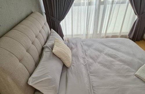 Central District Apartamento | Direct mall access & beach - Large group 8 pax