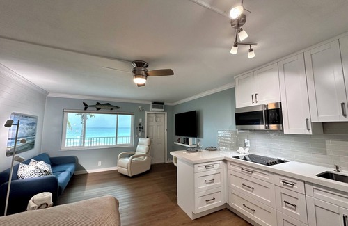 Bel Air Apartamento | Direct Oceanfront Studio in Lauderdale by the Sea
