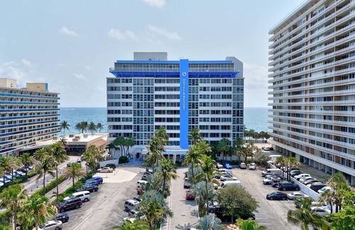 Bermuda Riviera Apartamento | Direct Ocean Front Room