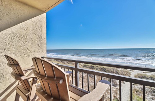 Crescent Beach Apartamento | Direct Ocean Front 3BR/2BA Dog Friendly