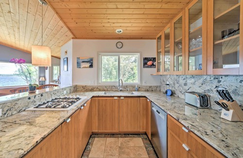 Keaau Casa | Big Island Oceanfront Home - ¡Gran avistamiento de ballenas!