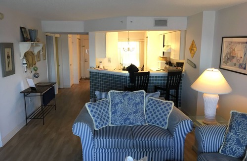 Seawinds Condo Condominio | Directo Oceanfront Condo w / WiFi gratuito en n-Drive Beach