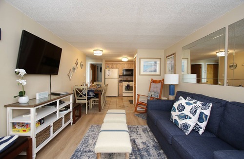 Beach Haven Condominio | Direct Oceanfront condo in the heart of Beach Haven, Long Beach Island!