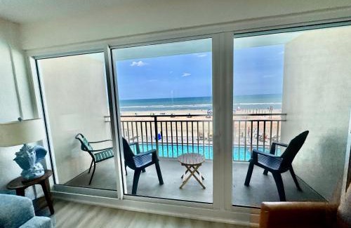 Daytona Beach Apartamento | Direct Oceanfront Coastal Bliss