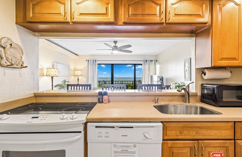 Avon By The Sea Condominio | Direct Oceanfront Condo W/ Private Balcony & BBQ Grills