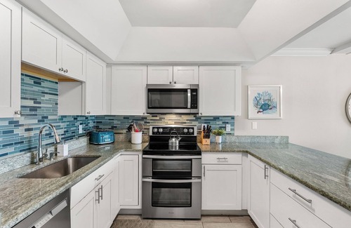 Indialantic By The Sea Casa | Direct Oceanfront Indialantic Getaway – Balcony, Patio & BBQ Grill!