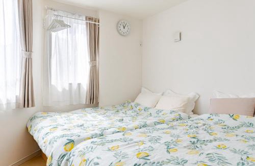 Minato Apartamento | Direct to 2 Shinsekai&Tsutenkaku 19 min,Osaka Castle 36 min,Horyuji 54 min,KIX&Nara 70 min,EXPO 22 min,USJ 26 min,Kaiyukan 18 min,Solaniwa 6 min, Kyocera Dome 17 min,15 min to KITA-Osaka-Umeda-HepFive,KuchuTeien,Kitashinchi,22 min to Yumesima-EXPO,casino