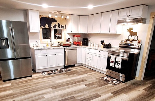 Colebrook Casa | Direct Trail Access/Centrally Located/Ample Parking for trucks and trailers
