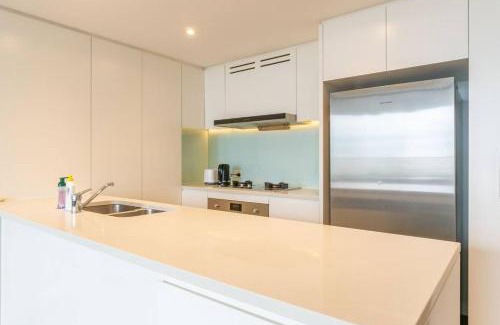 Wentworth Point Apartamento | Direct Water View Walk to Supermarket 1 Car Space